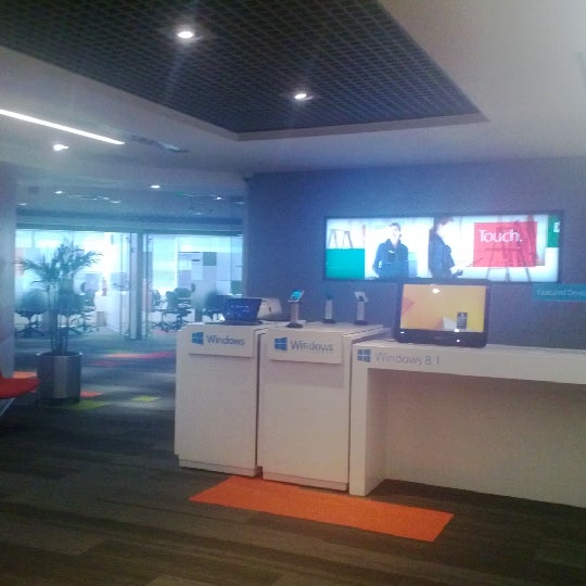 Photo taken at Microsoft Perú by John S. on 4/11/2014