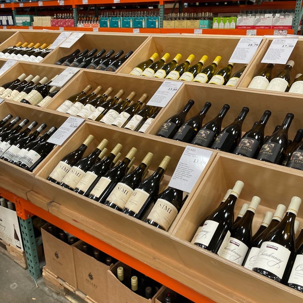 Costco Warehouse or Wholesale Store in Madison Heights