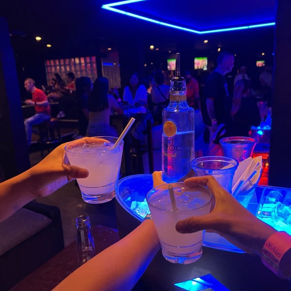 The sales play bar