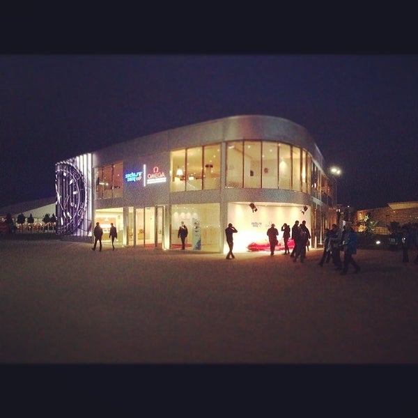 2/11/2014にTema S.がOMEGA Pavilion Sochi 2014 / Павильон OMEGA Сочи 2014で撮った写真