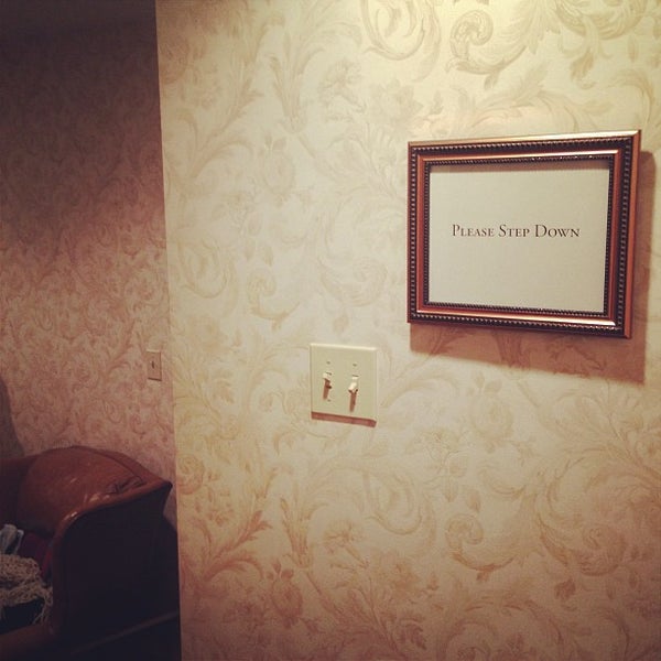 1/10/2013にAndrew A.がWayne Hotelで撮った写真