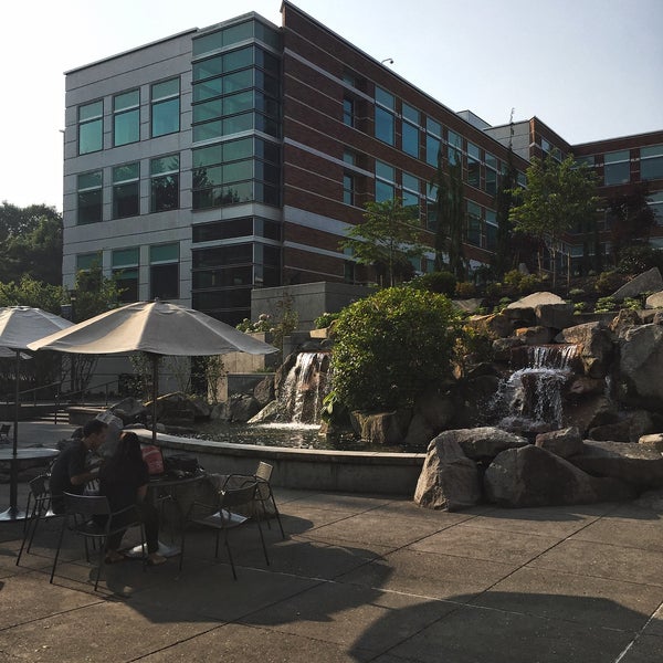 Самый безопасный округ в зомбоид. Проджект зомбоид билд 40. Build 42. Карта проджект зомбоид. Дом кипарис в шанхае.