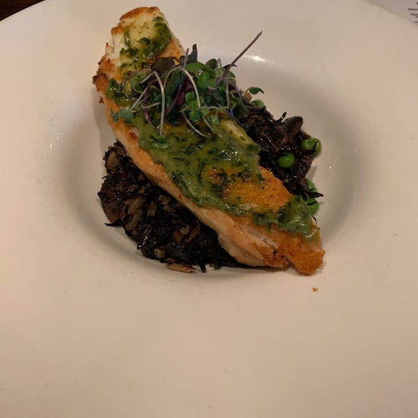 4/17/2019 tarihinde Onur K.ziyaretçi tarafından Skool Restaurant'de çekilen fotoğraf
