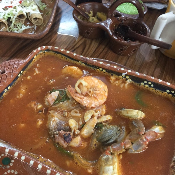 1/22/2018 tarihinde Alejandro V.ziyaretçi tarafından Restaurant El Maná'de çekilen fotoğraf