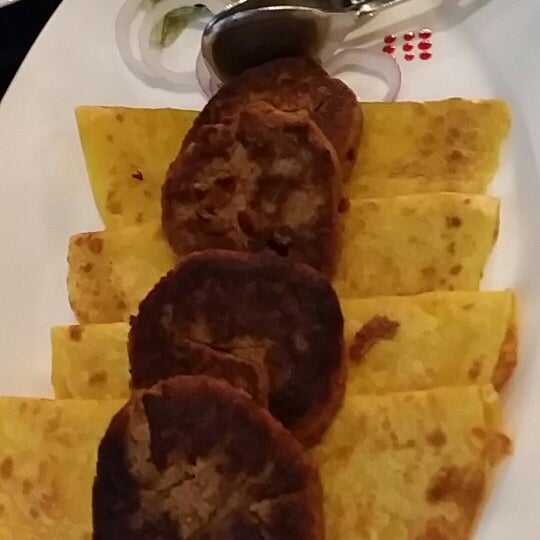 Foto diambil di Patiala Restaurant oleh Alia A. pada 2/12/2015
