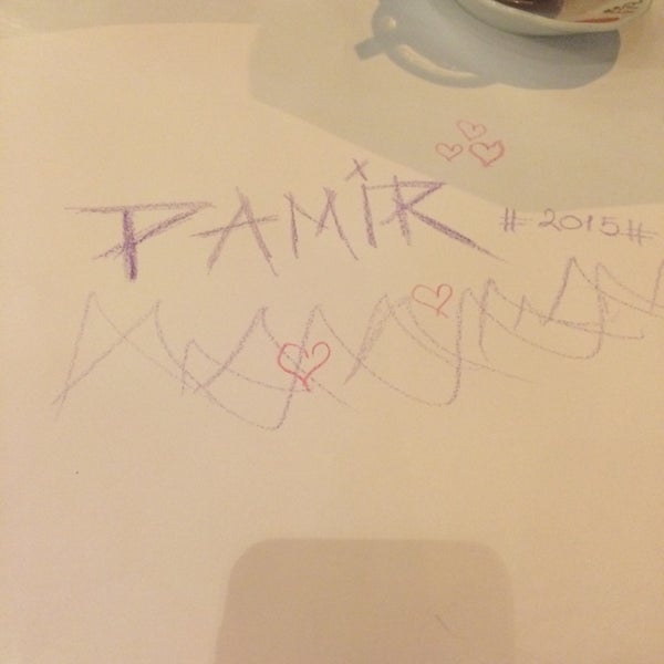 รูปภาพถ่ายที่ Vanilin Waffle &amp; Coffee Shop โดย Zafer G. เมื่อ 8/9/2015