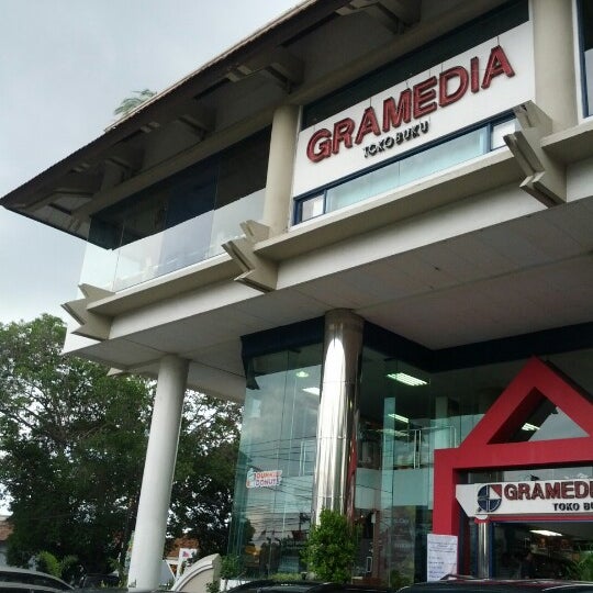 Gramedia Toko  Buku  di  Yogyakarta 