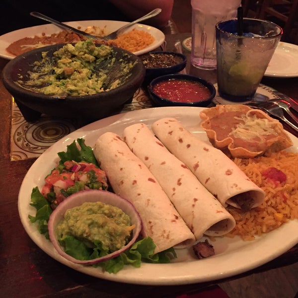 Photo taken at Mariano&#39;s Mexican Cuisine by Dasha S. on 1/11/2017