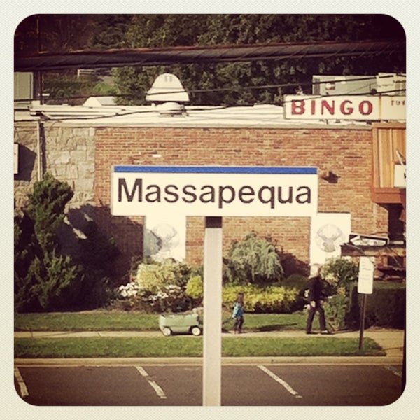 Massapequa, NY - Town in Massapequa