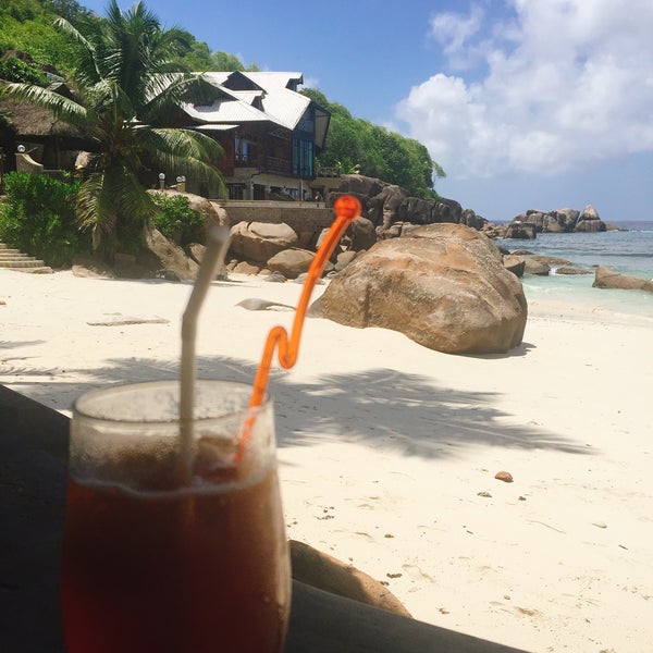 Anse Takamaka