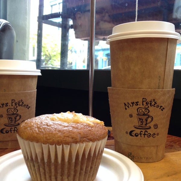 Photo taken at Mrs. Potter&#39;s Coffee by Kyle H. on 10/21/2014