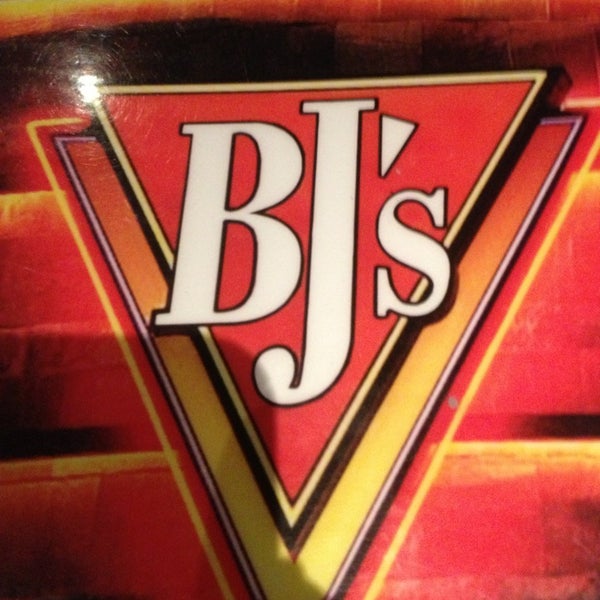 Foto tirada no(a) BJ&#39;s Restaurant &amp; Brewhouse por Dara em 1/8/2013