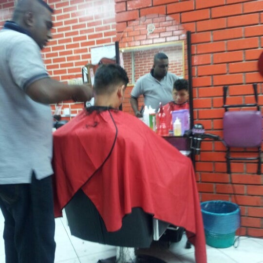 Photos At Abraham Guys Hair Stylist 1 Tip From 50 Visitors