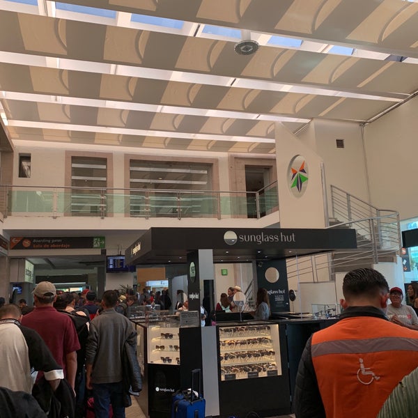 Fotos en Aeropuerto Internacional General Francisco J. Mujica (MLM