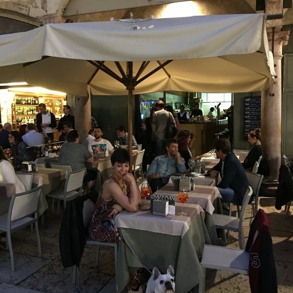 Photo taken at Casa Mazzanti Caffè by Ivan T. on 5/25/2016