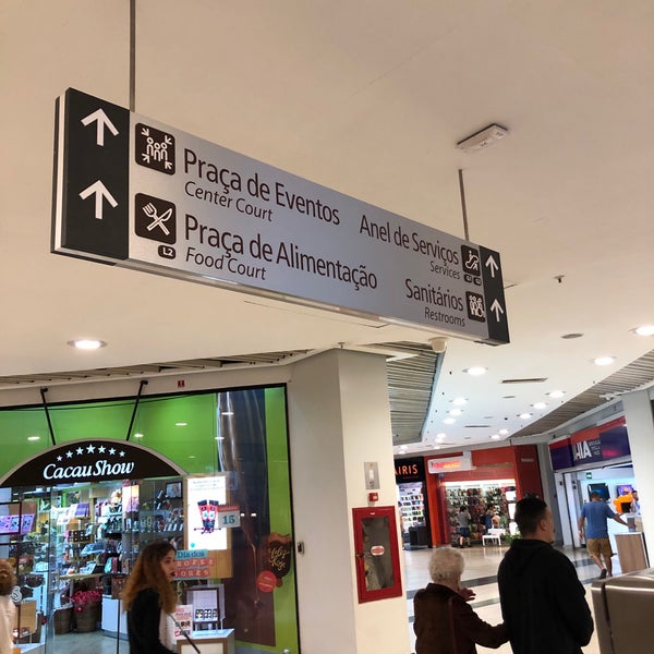 Foto tirada no(a) Plaza Shopping por Gustavo R. em 10/6/2019