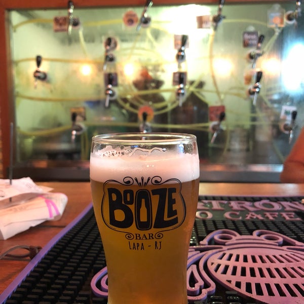 Foto tirada no(a) Booze Bar por Gustavo R. em 5/15/2018