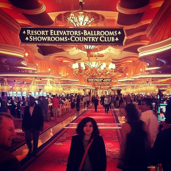Foto tirada no(a) Wynn Poker Room por Alexandra A. em 4/25/2014