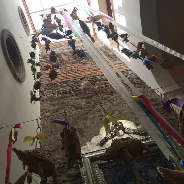 8/6/2017 tarihinde Thomas W.ziyaretçi tarafından La Esquina, Museo del Juguete Popular Mexicano'de çekilen fotoğraf
