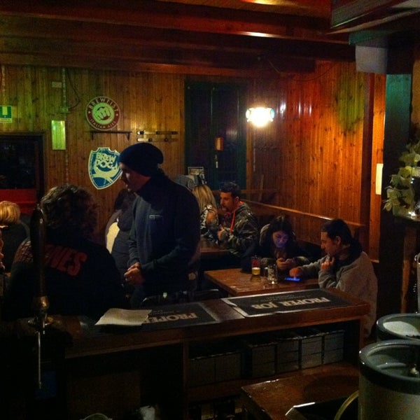 2/1/2013 tarihinde Roberto P.ziyaretçi tarafından Harvest Pub'de çekilen fotoğraf