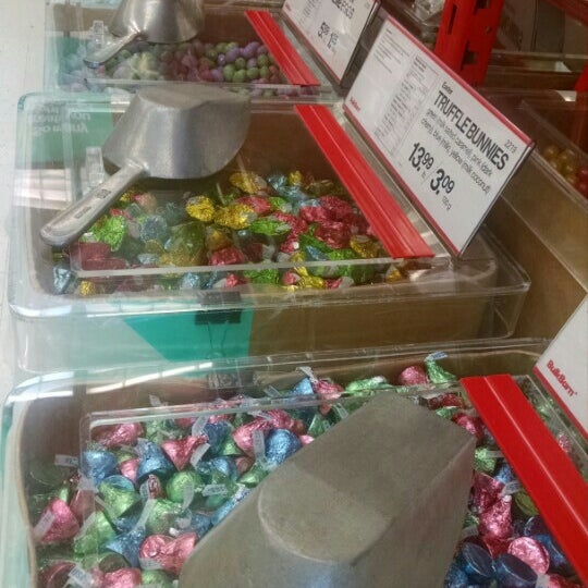 Photos At Bulk Barn South Cameron Windsor On