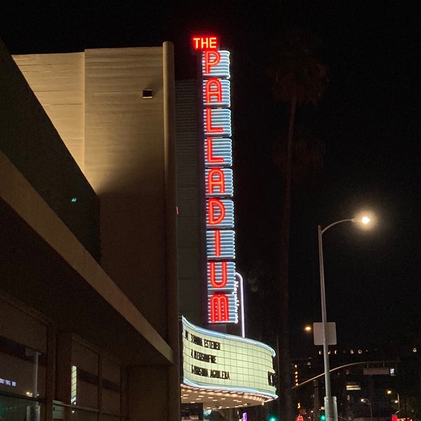 Photo prise au Hollywood Palladium par Anthony J. le10/3/2022