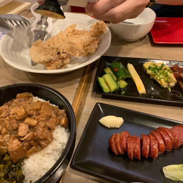 Foto diambil di 台湾麺線 oleh モリコ pada 7/24/2020