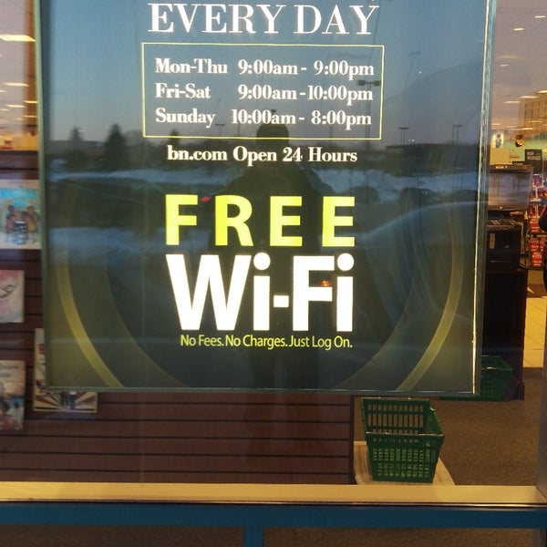Barnes Noble Bookstore In Eagan