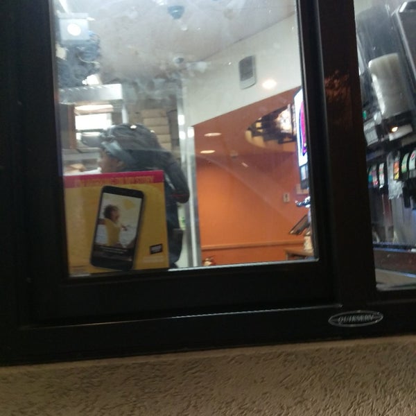 Taco Bell Fast Food Restaurant in Eagan