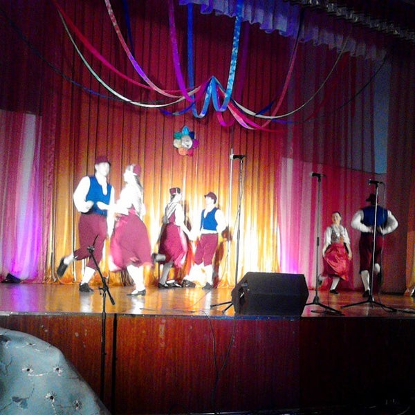 Teatralnaya ulitsa, 7 - Beryozovsky