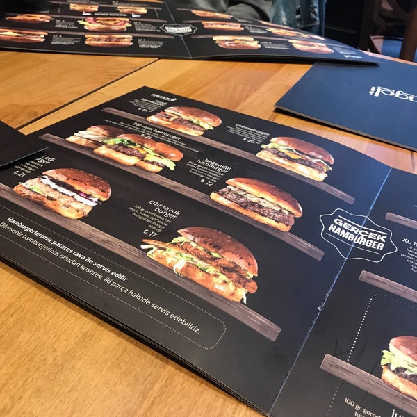 2/13/2018 tarihinde Ece Asena G.ziyaretçi tarafından Mengoli Burgers Steak Fries'de çekilen fotoğraf