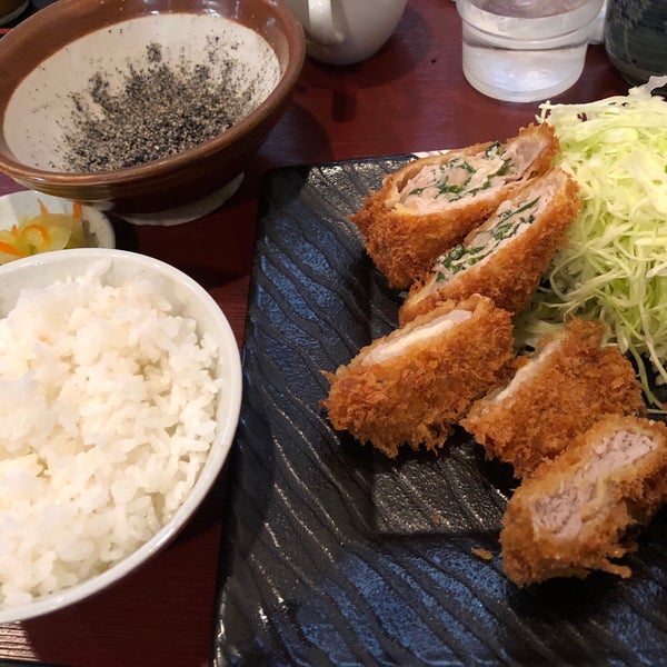 Photos At ごますりとんかつ とん㐂 豊平区月寒中央通8丁目