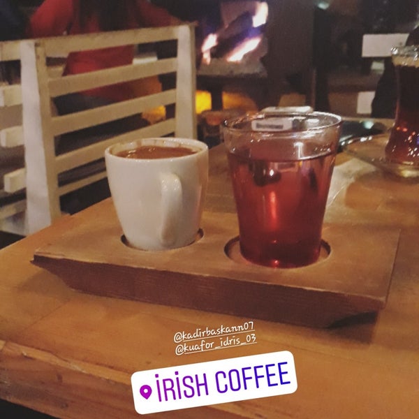 12/9/2018 tarihinde Mehmet U.ziyaretçi tarafından Irish Coffee'de çekilen fotoğraf