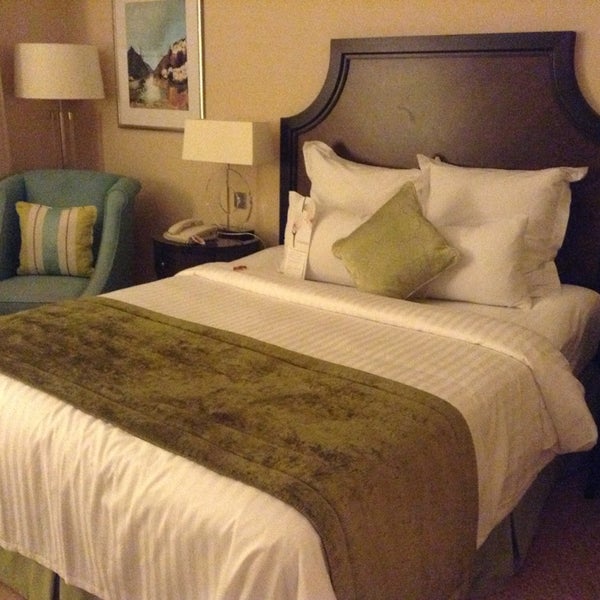 Foto diambil di Bristol Marriott Royal Hotel oleh Katerina O. pada 1/11/2013