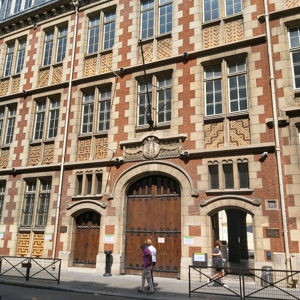 Снимок сделан в Institut Catholique de Paris пользователем J.D. C. 6/9/2021