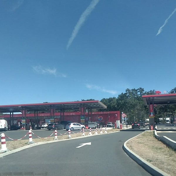 Aire D Orleans Gidy Rest Area In Gidy