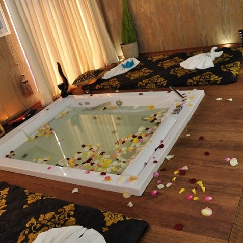 Photo taken at Thai Way Luxury Wellness &amp; SPA by Ната ---&lt;@ I. on 10/30/2012