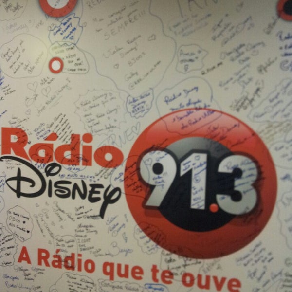 Foto tirada no(a) Rádio Disney Brasil por Mila L. em 5/2/2014