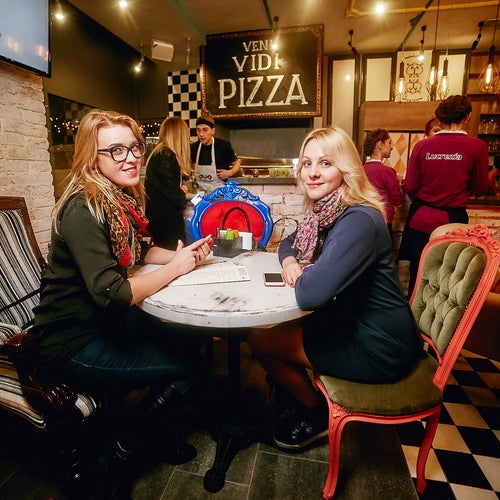 Foto scattata a Pizza Celentano Ristorante da Pizza Celentano Ristorante il 2/16/2016