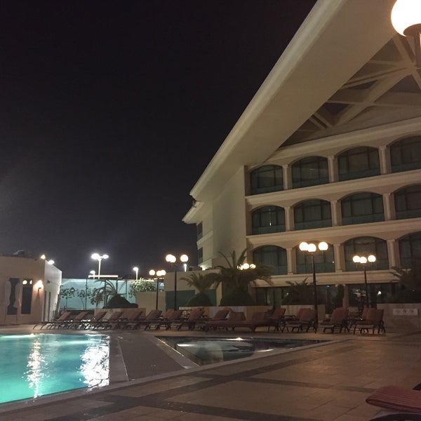 Photo taken at Al Bustan Rotana Hotel  فندق البستان روتانا by Mona Z. on 10/25/2015