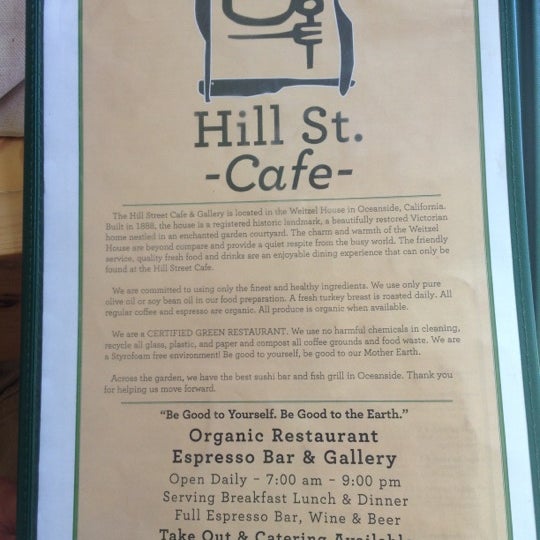 รูปภาพถ่ายที่ Hill Street Cafe &amp; Gallery โดย Tony C. เมื่อ 10/7/2012