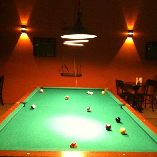 11/29/2012 tarihinde Sayuri K.ziyaretçi tarafından Bahrem Pompéia Snooker Bar'de çekilen fotoğraf