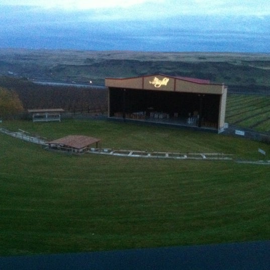11/25/2012にHeather C.がMaryhill Winery &amp; Amphitheaterで撮った写真