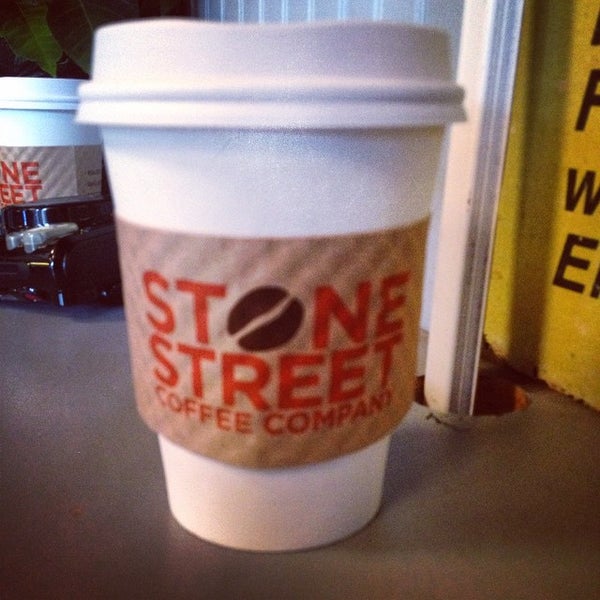 Снимок сделан в Stone Street Coffee Company пользователем Nick S. 12/12/2014