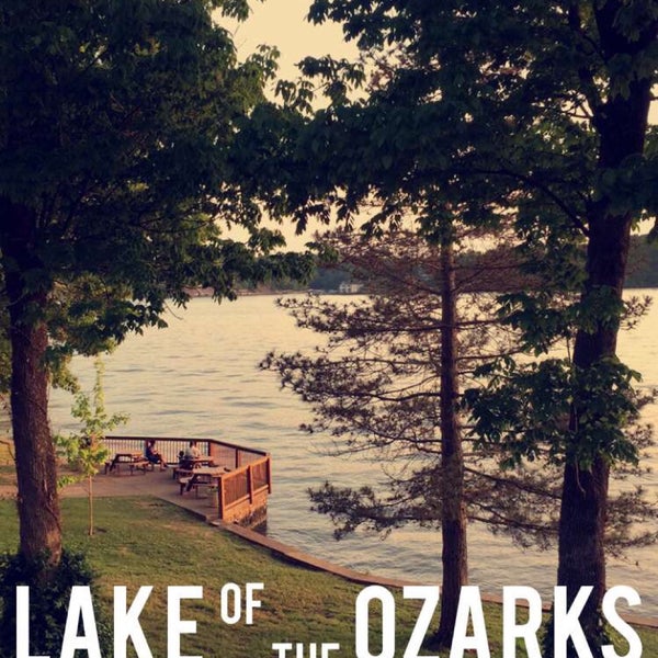 Photo taken at Margaritaville Lake Resort Lake of the Ozarks by Meshal on 5/7/2016
