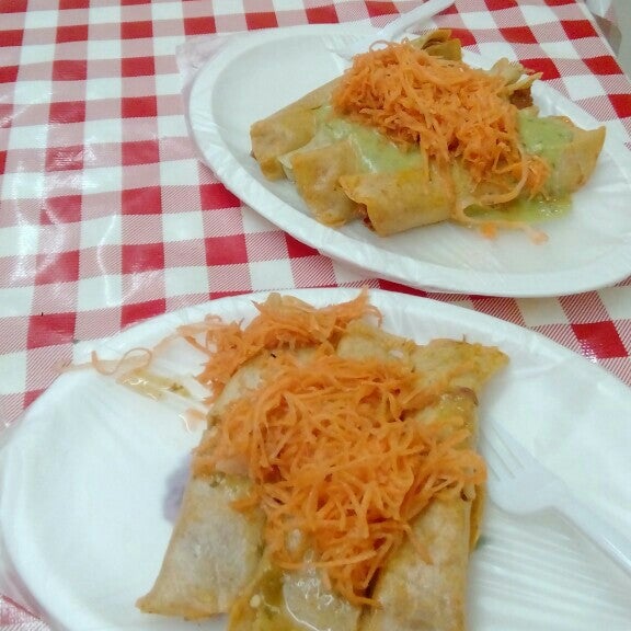 Tacos de Canasta Genesis León, Guanajuato