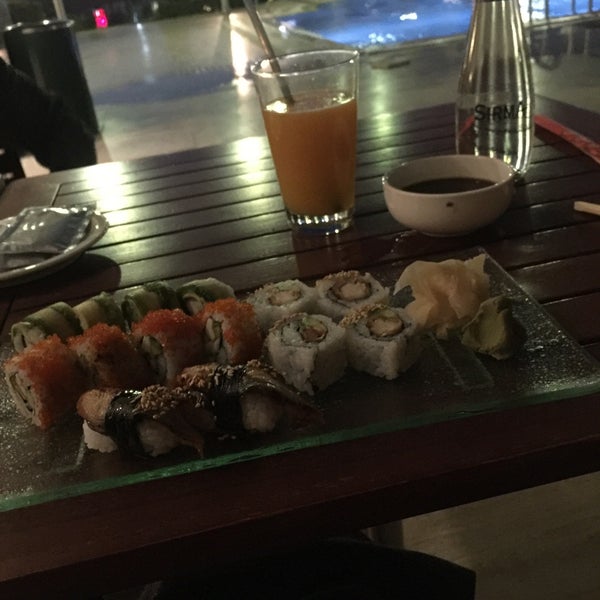 Снимок сделан в FonDRAGONPearl Chinese &amp; Sushi Restaurant - Adana HiltonSA пользователем Selenn 11/3/2015