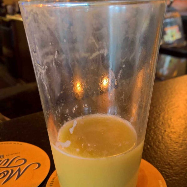 Photo taken at Westside Taphouse &amp; Growler Fill by Jeffrey C. on 6/6/2019