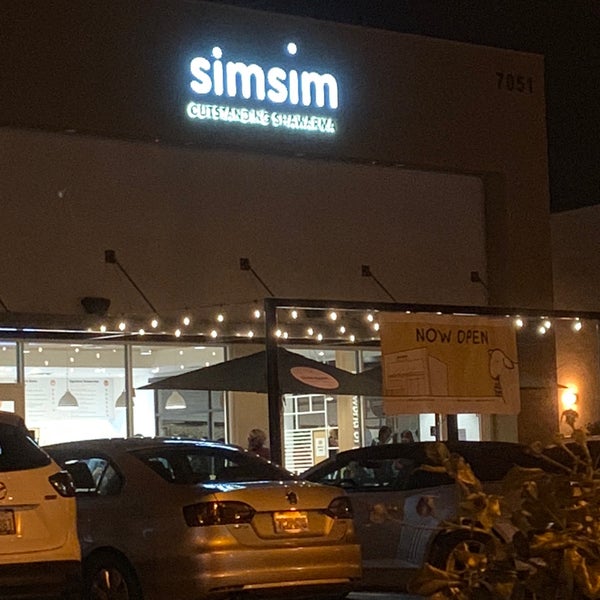 Photo taken at Simsim Outstanding Shawarma by Faisal . on 10/20/2018