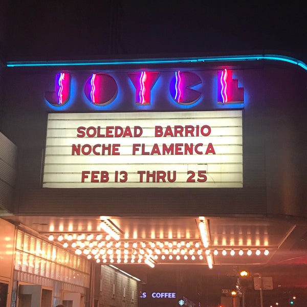 2/25/2018 tarihinde Karuana G.ziyaretçi tarafından The Joyce Theater'de çekilen fotoğraf